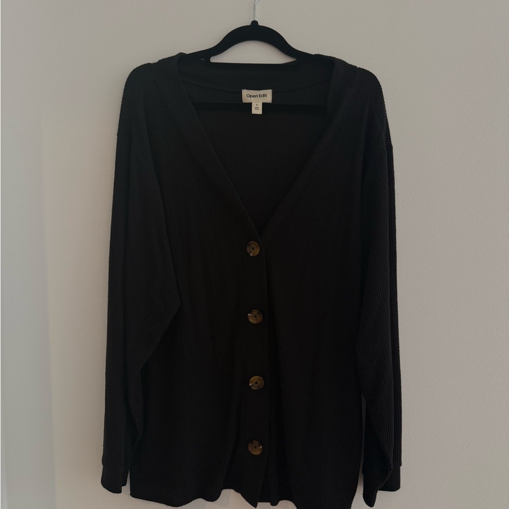 Open Edit | Ribbed Black Button-Up Cardigan S